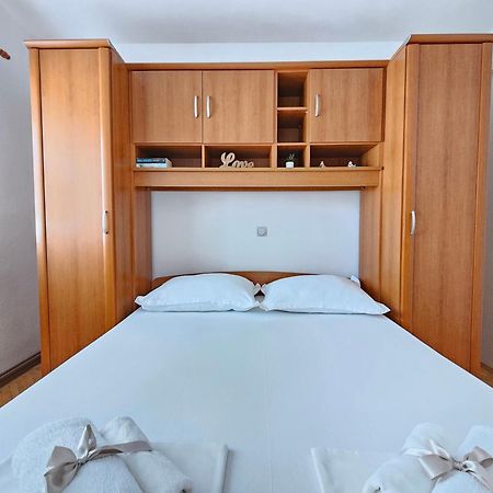 Apartments Brkulj Makarska Dış mekan fotoğraf