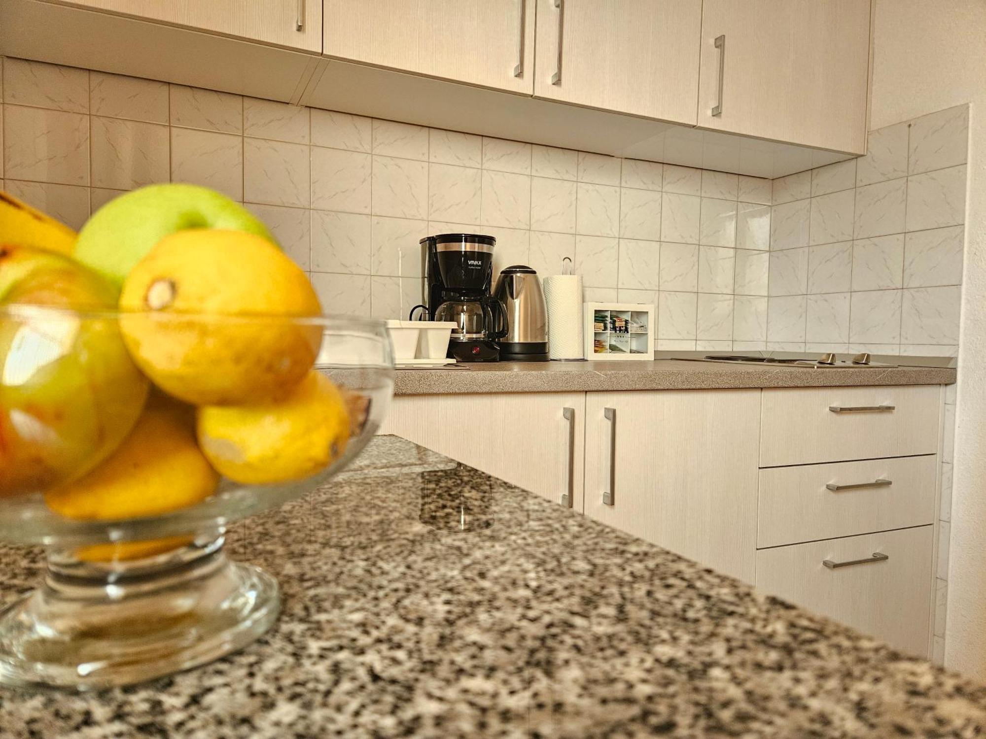 Apartments Brkulj Makarska Dış mekan fotoğraf